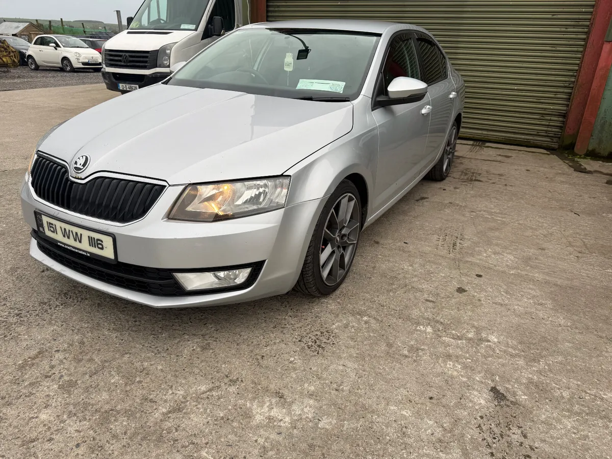 151 SKODA OCTAVIA 1.6TDI AUTOMATIC - Image 3