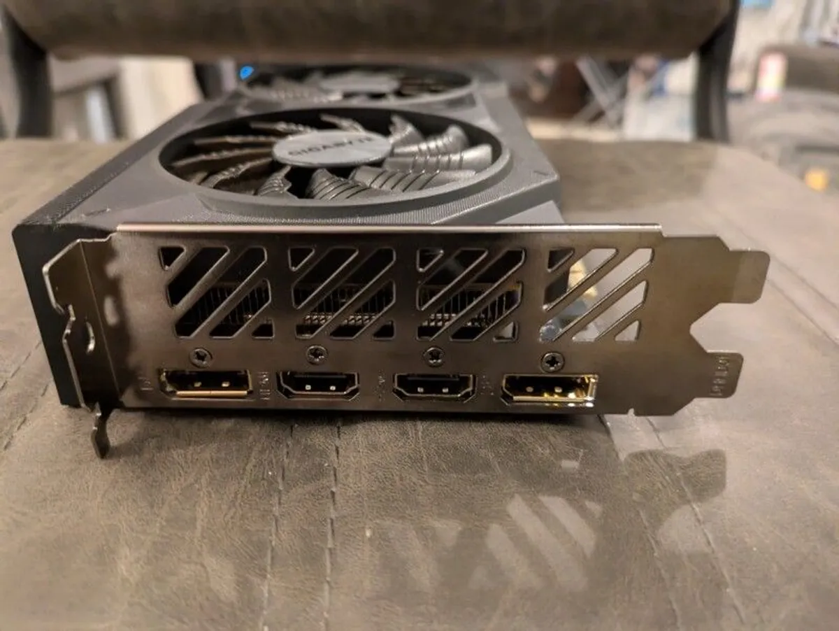 Gigabyte Rtx 4060 - Image 2