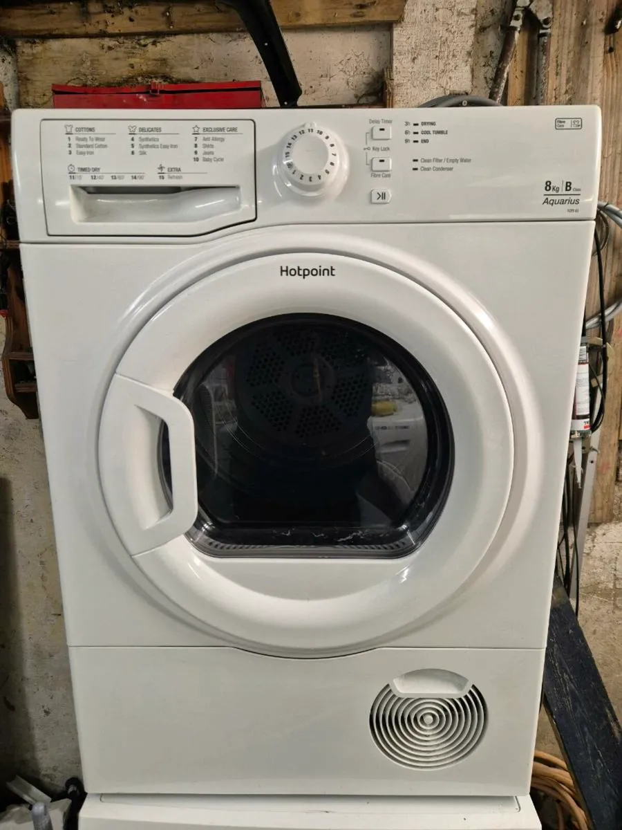 Hotpoint 8kg Condenser Dryer For Sale (Like New)