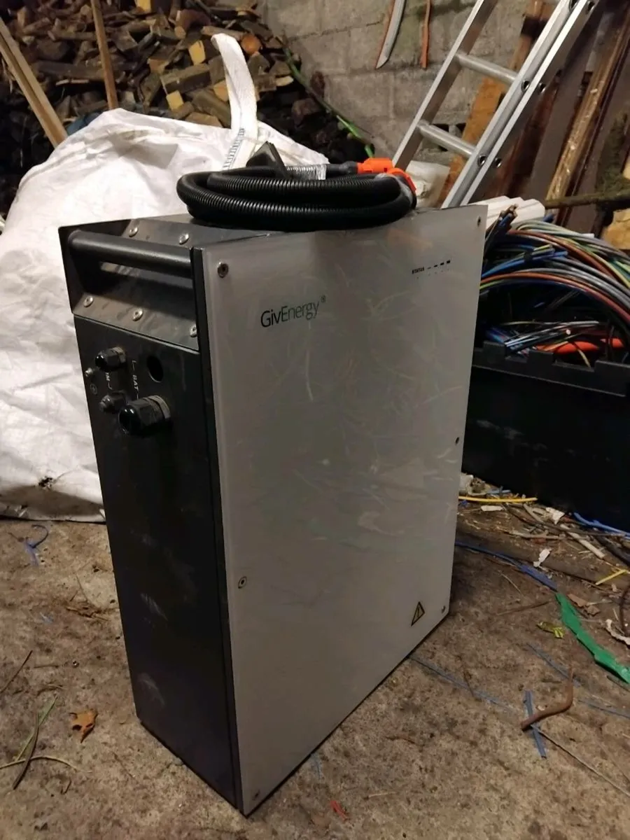 Solar Givenergy battery 8.2kw - Image 3