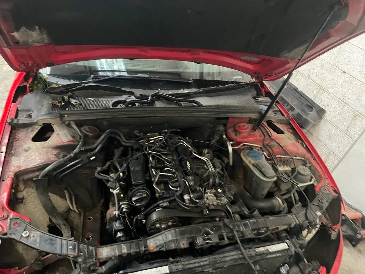 Cars and Jeep for parts - Image 3