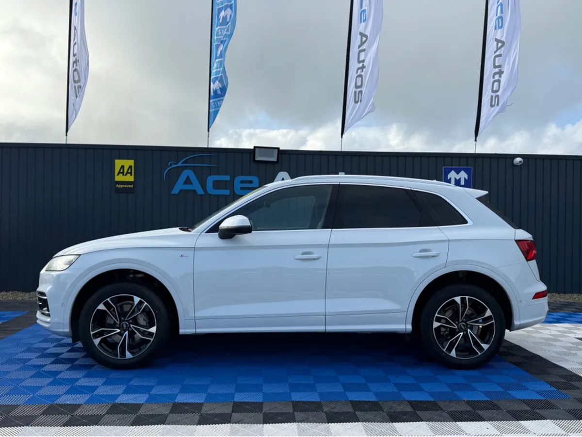 Audi Q5 **DEPOSIT TAKEN** S-LINE QUATTRO - 2.0L DI - Image 4