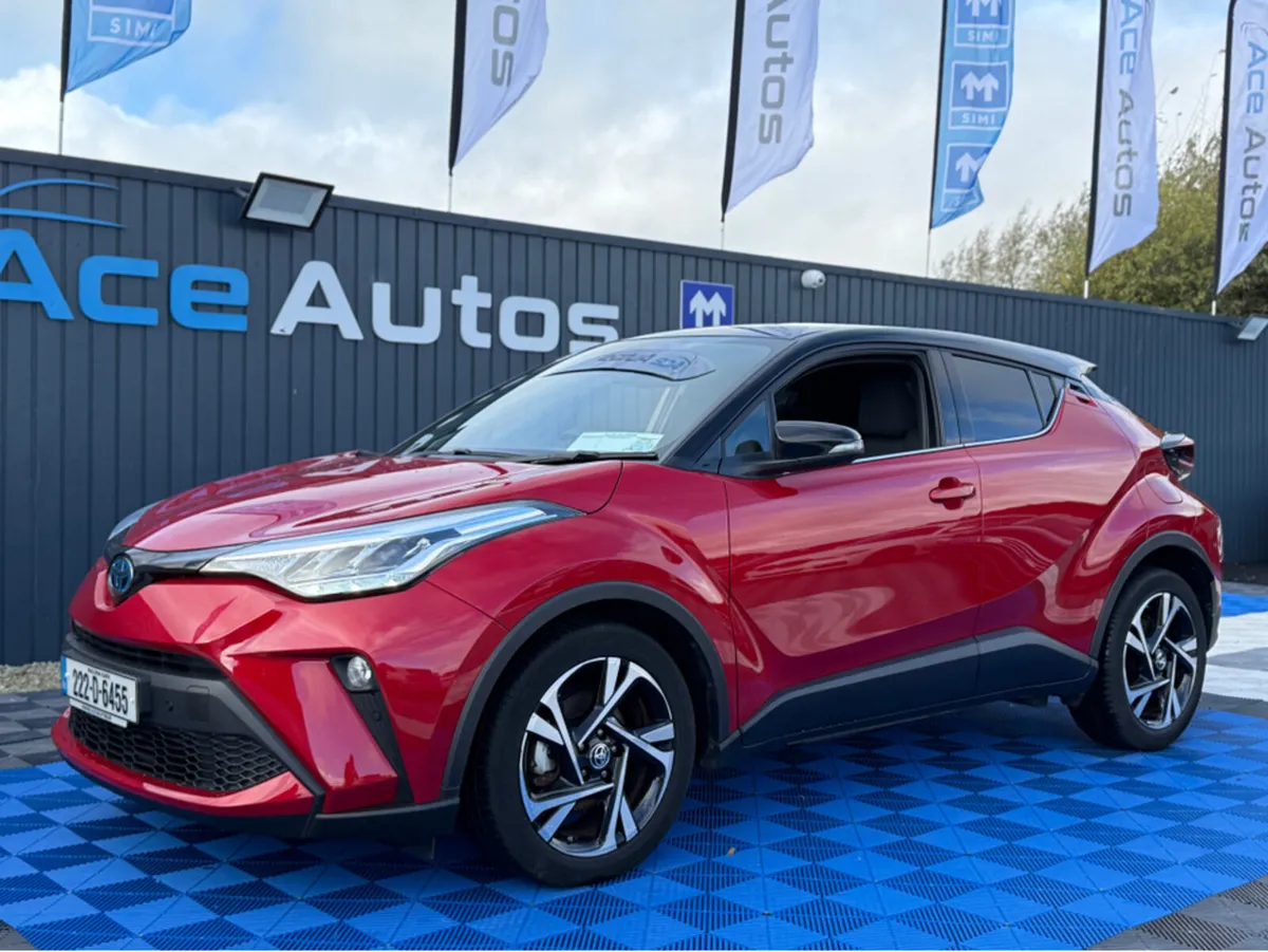 Toyota C-HR SPORT - 1.8 PETROL HYBRID - AUTO - 12M - Image 3