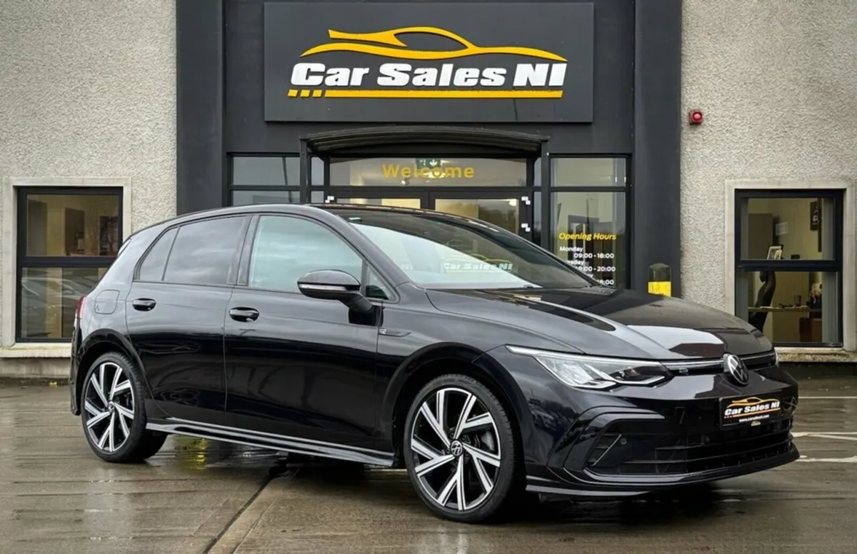 2.0 TDI R-Line Hatchback 5dr Diesel DSG Euro 6 (s/ - Image 1