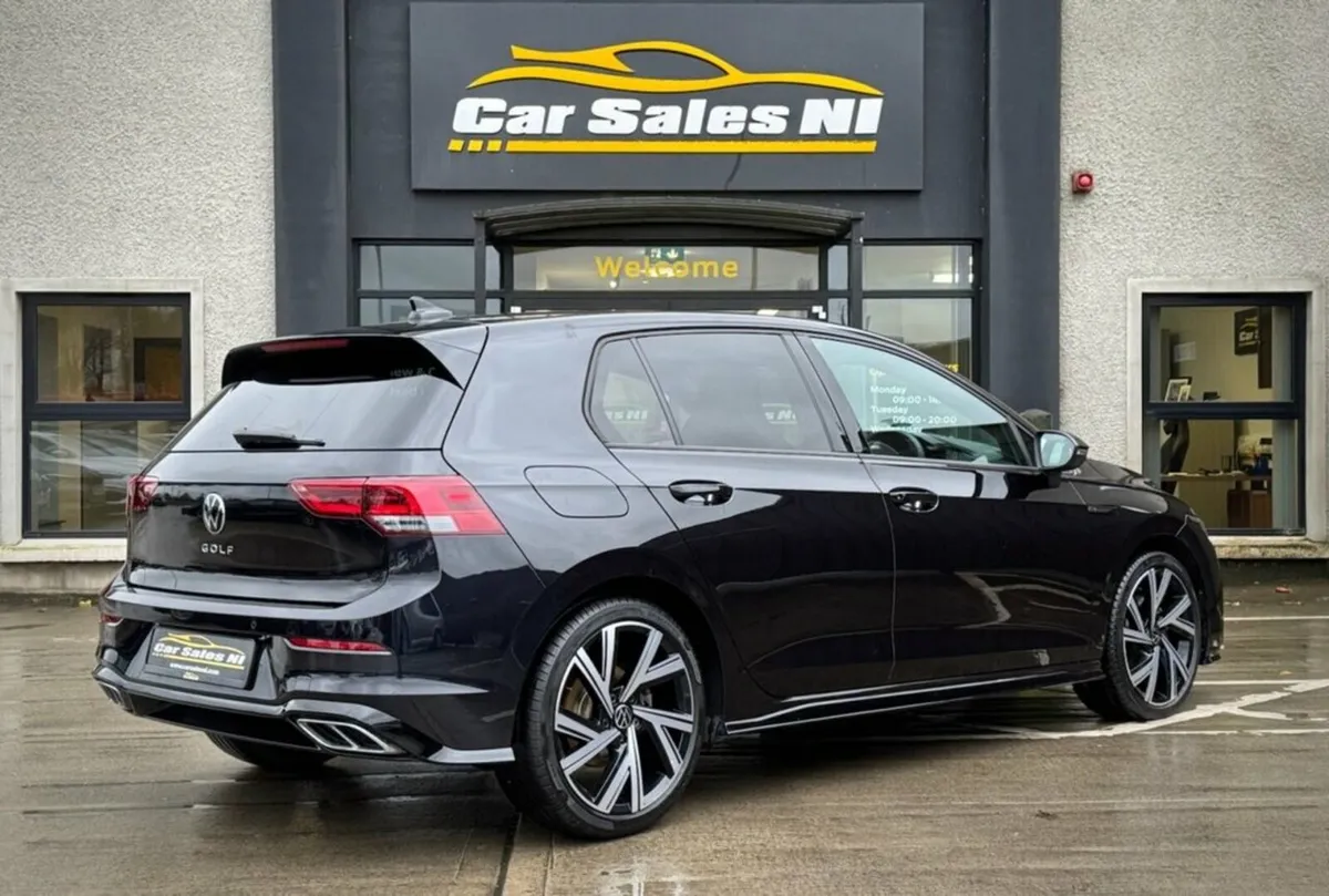 2.0 TDI R-Line Hatchback 5dr Diesel DSG Euro 6 (s/ - Image 3