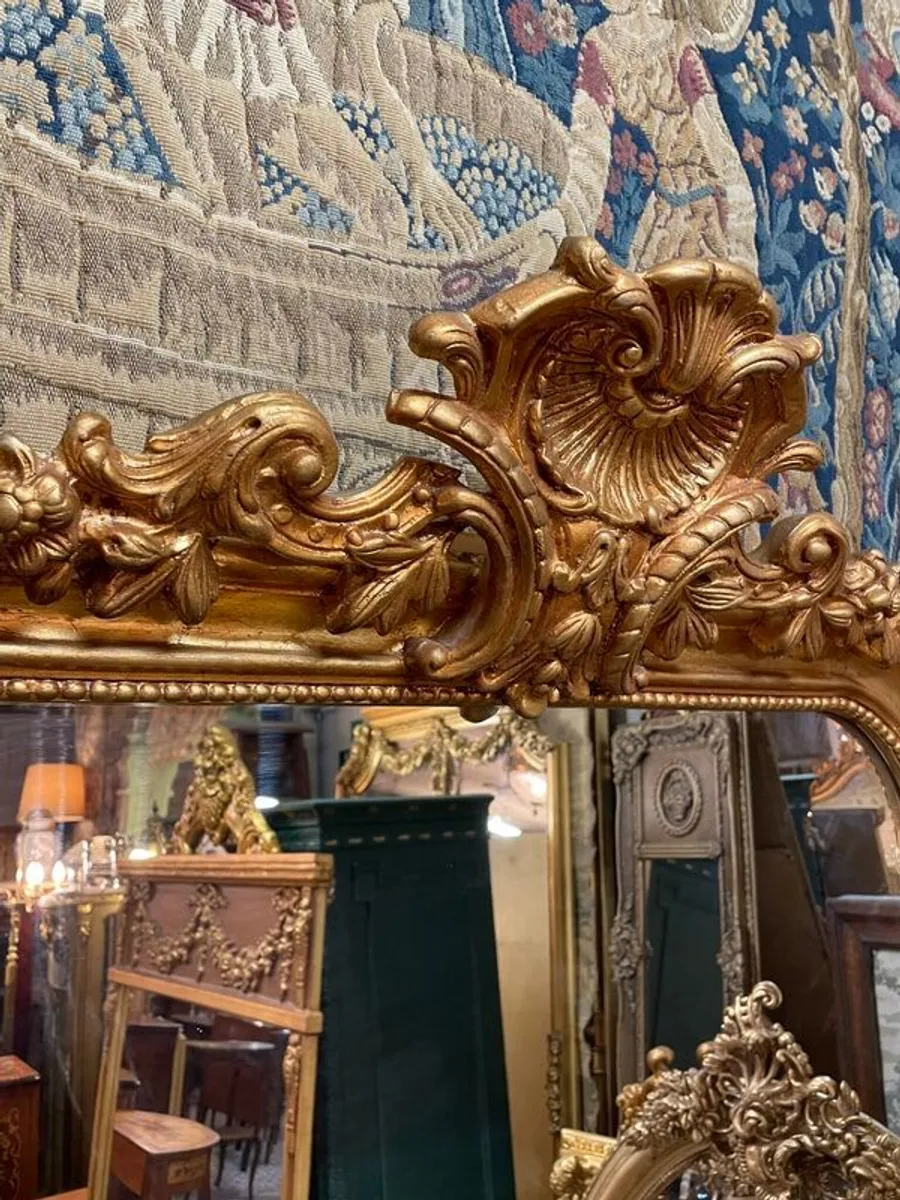 Beautiful French Style Shell Top Gilt Frame Mirror. - Image 4
