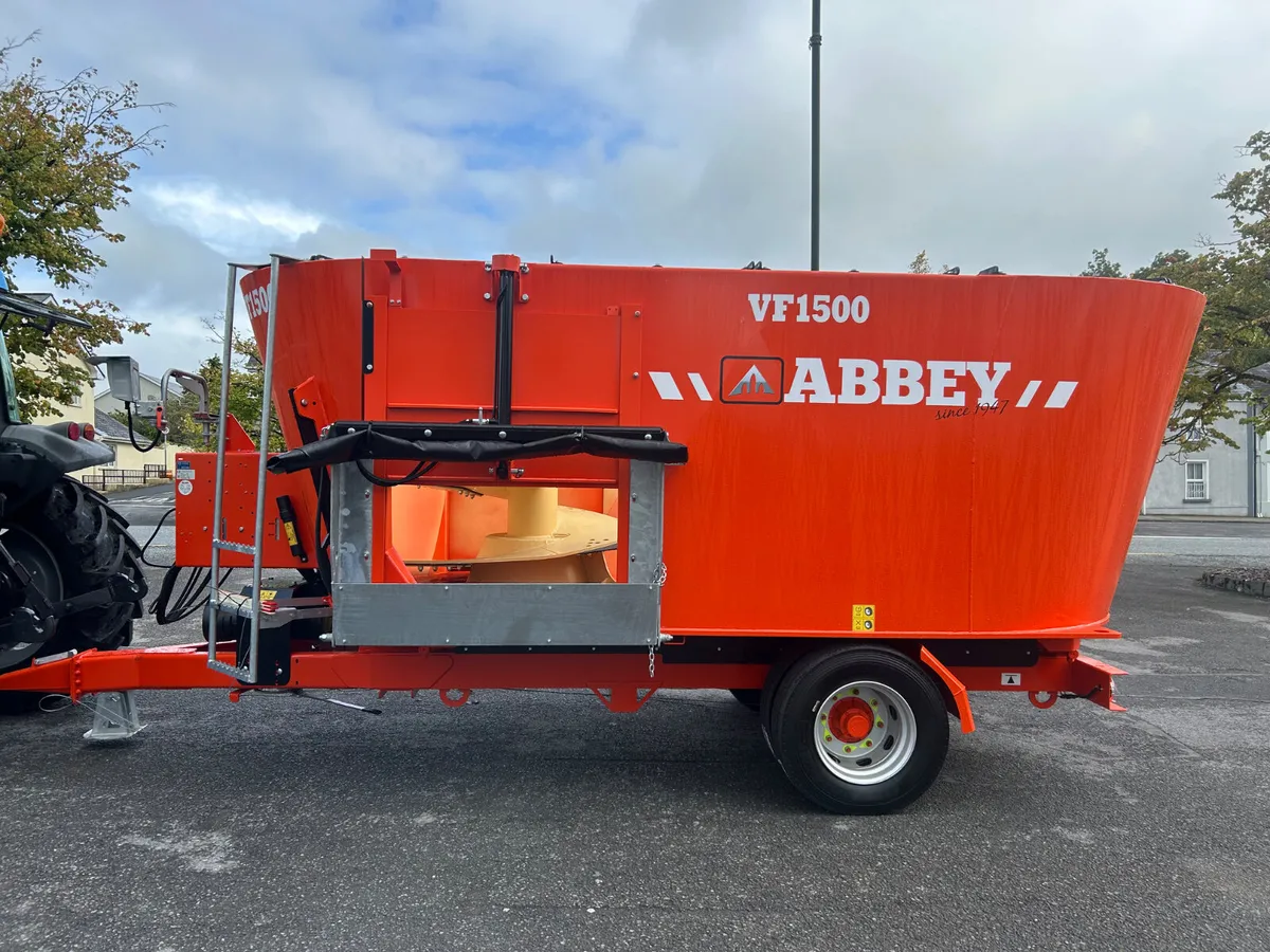New Abbey VF1500 Twin Diet Feeder - Image 1
