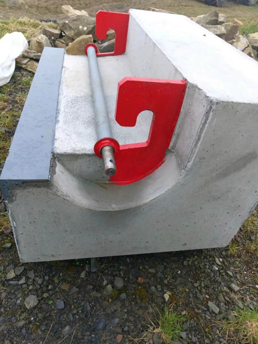 Tractor weight - Image 3