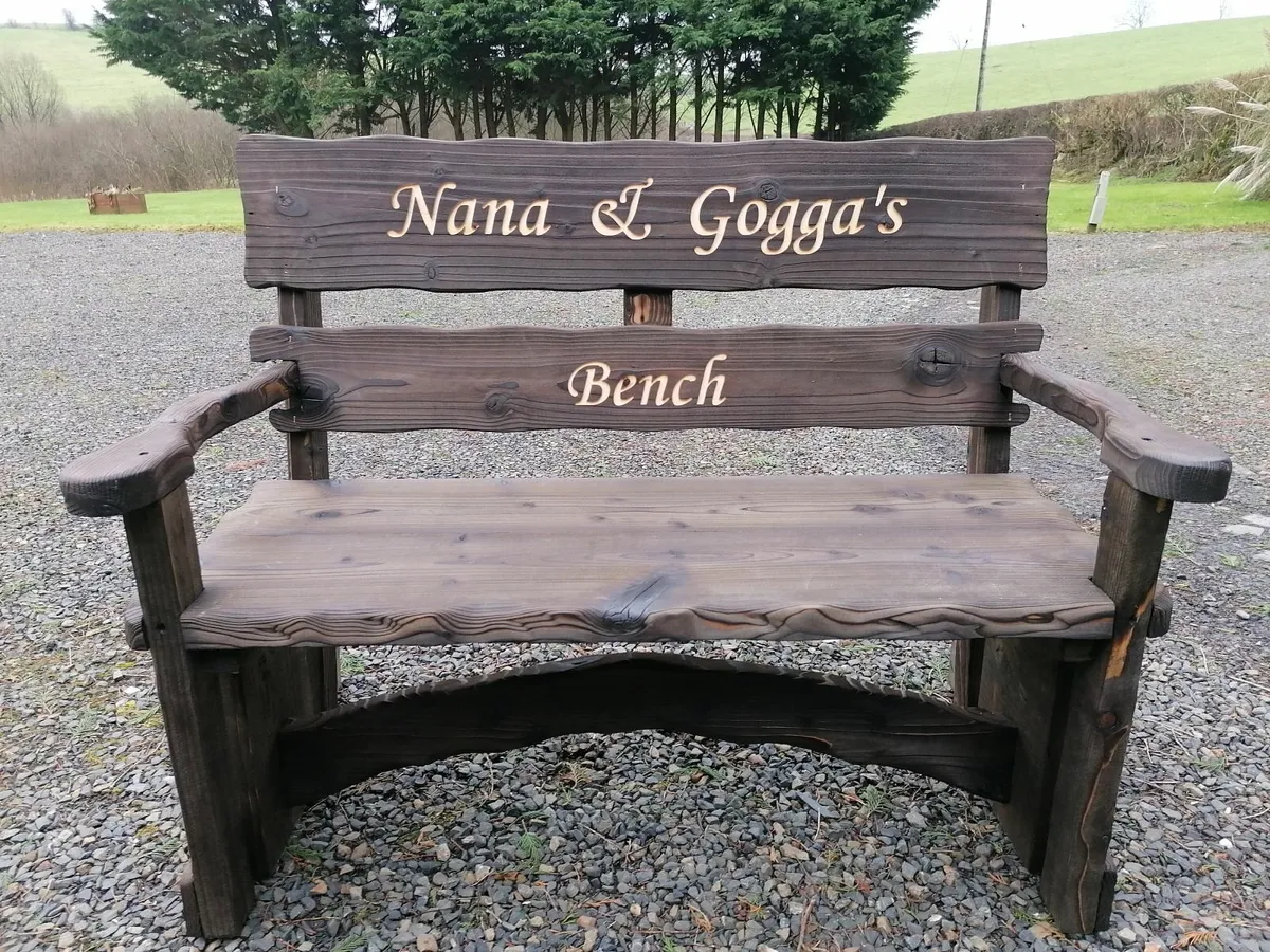 Best Christmas gifts ideas. Personalised bench - Image 3