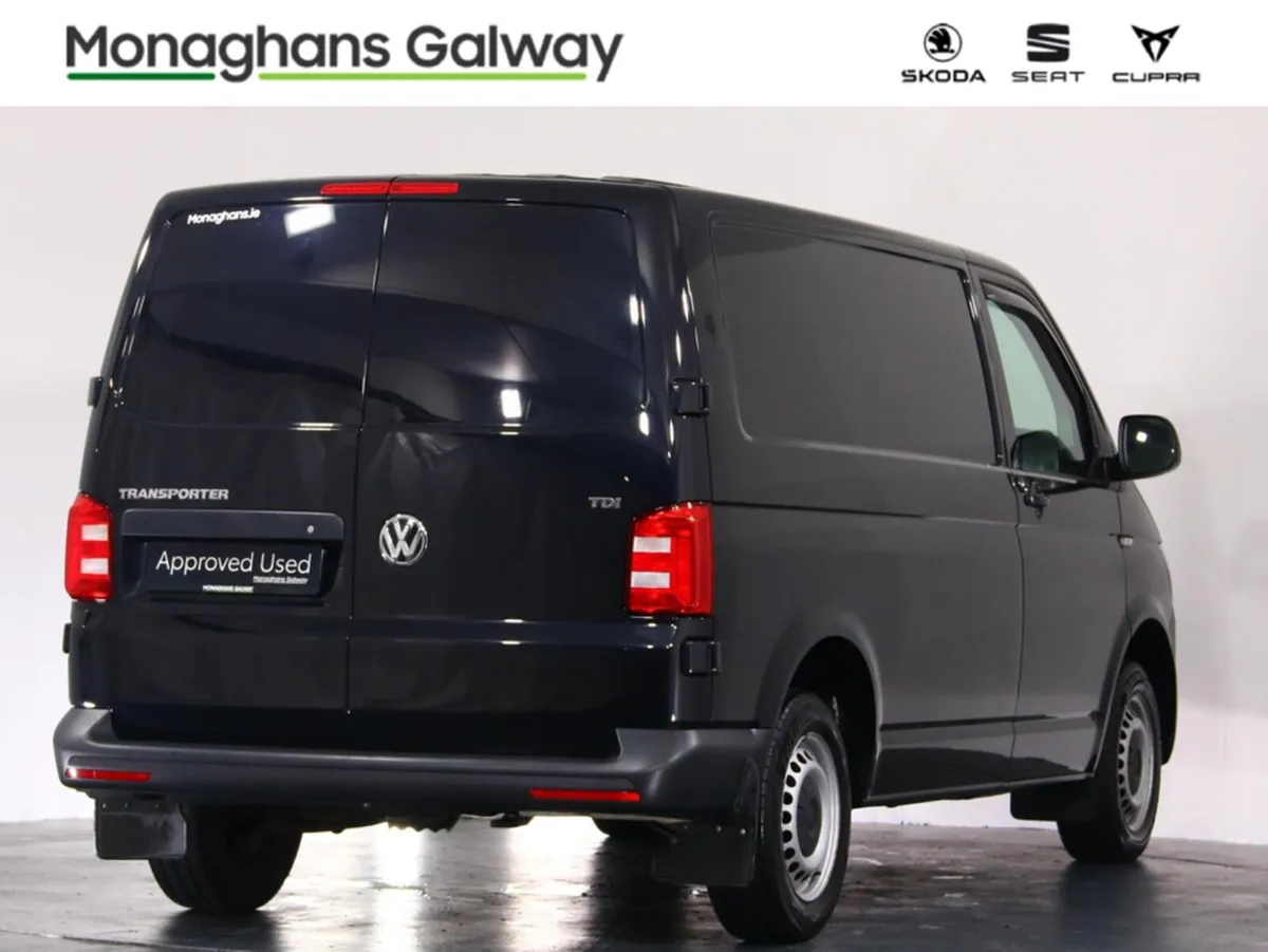 Volkswagen Transporter *IMMACULATE* T6 2800KG 102H - Image 4