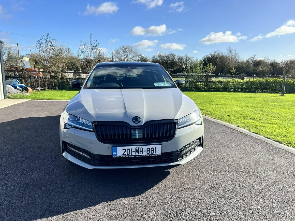 2020 Skoda Superb Sportline - Image 2