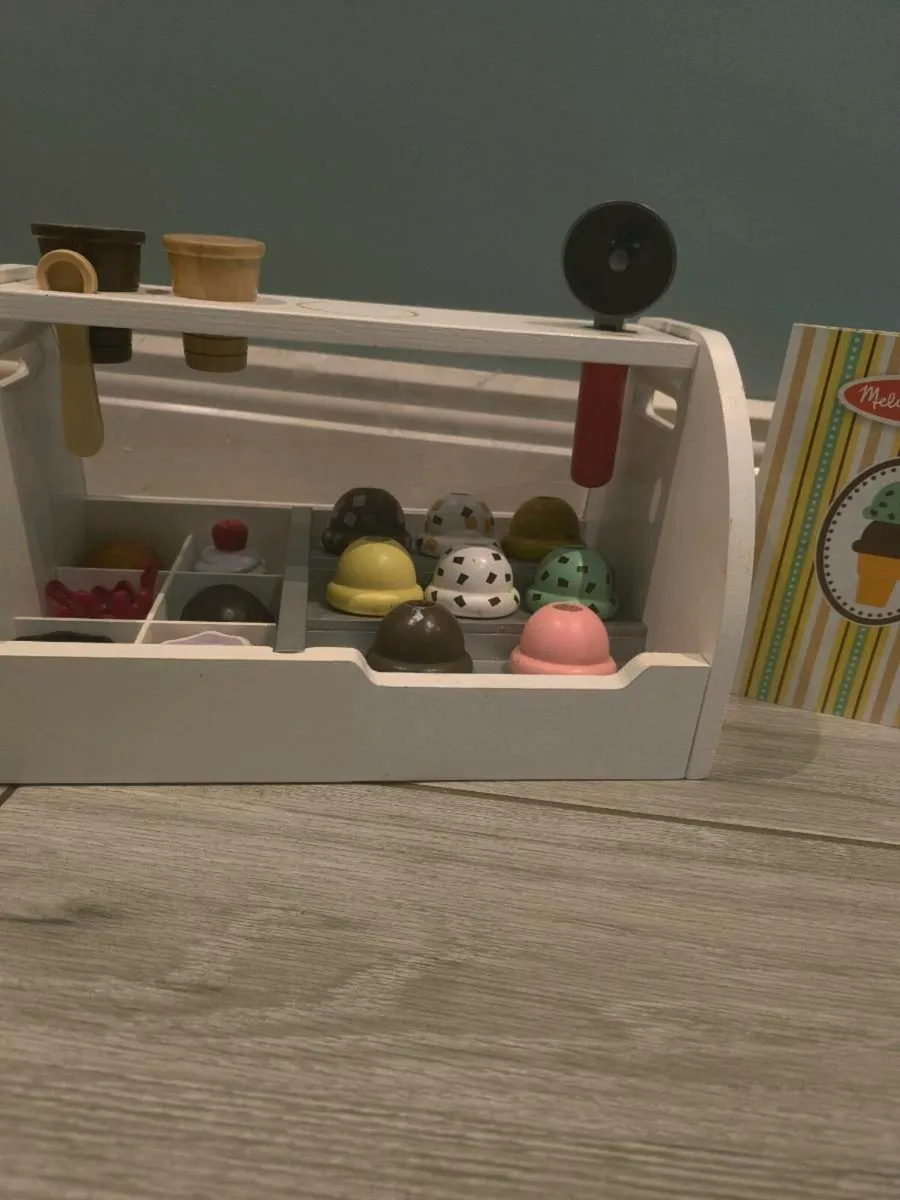Kids kitchen and Accessories - Image 3