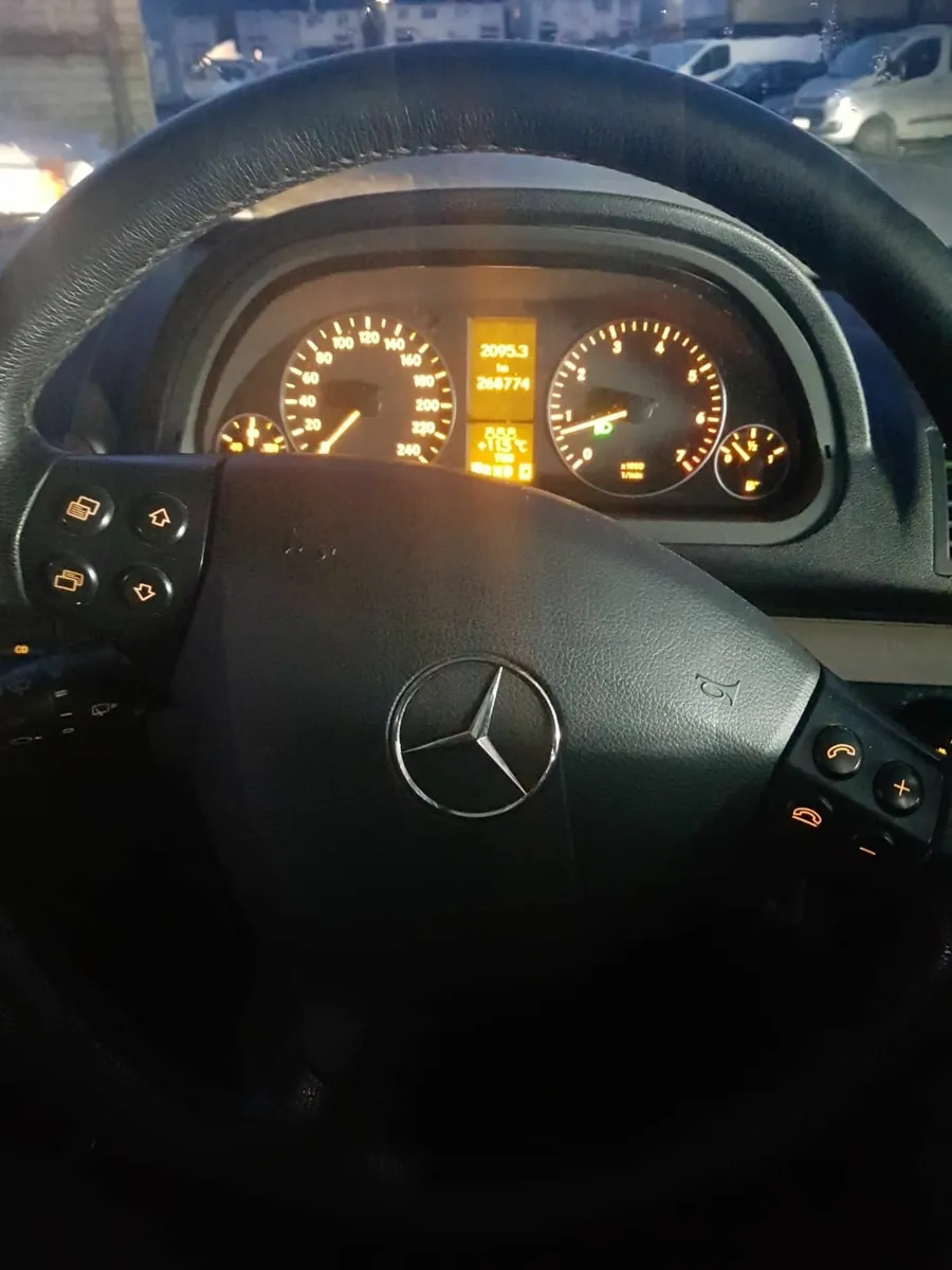 Mercedes-Benz A-Class 2008 - Image 2