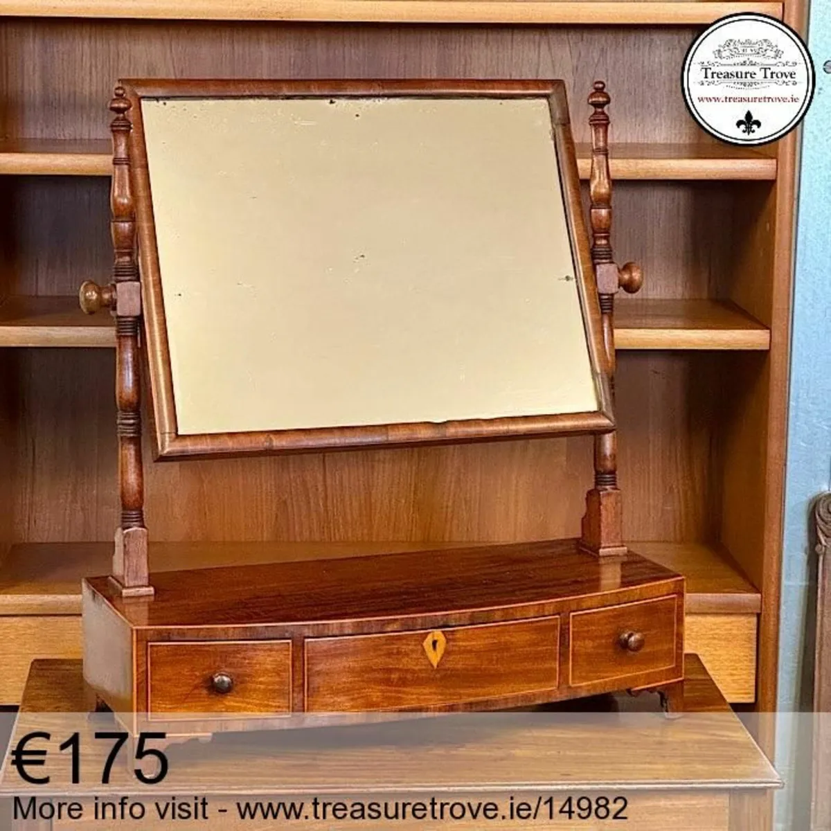 Antique and Vintage Dressing Table / Chest - Image 4