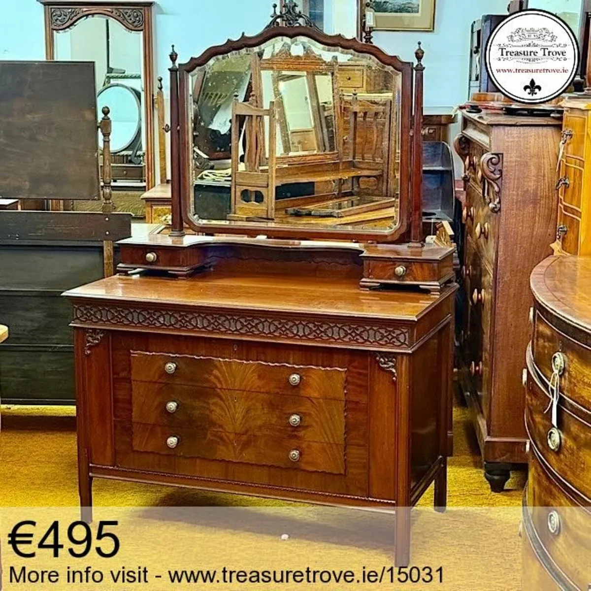 Antique and Vintage Dressing Table / Chest - Image 1
