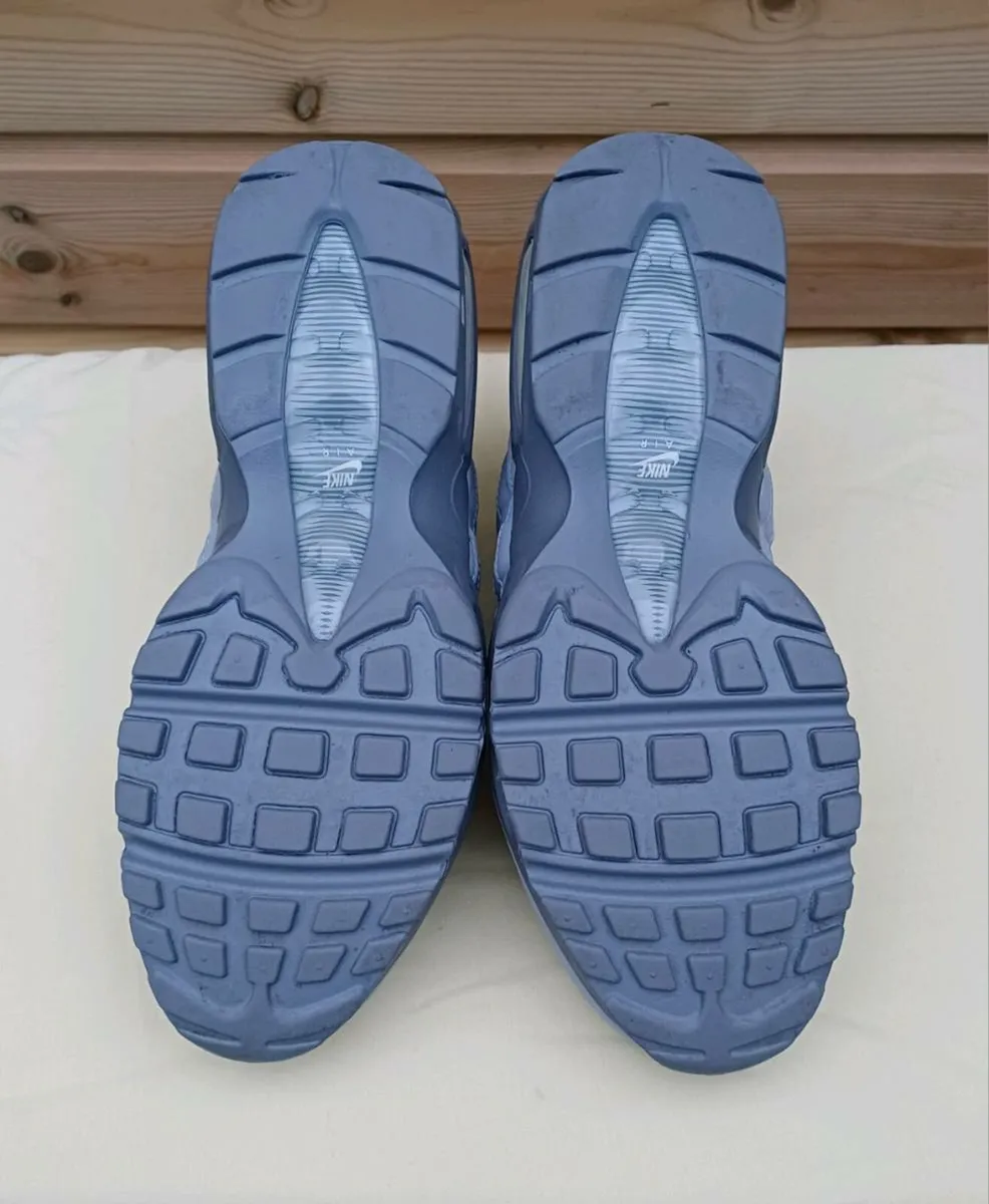 NIKE AIR MAX 95 - Image 3