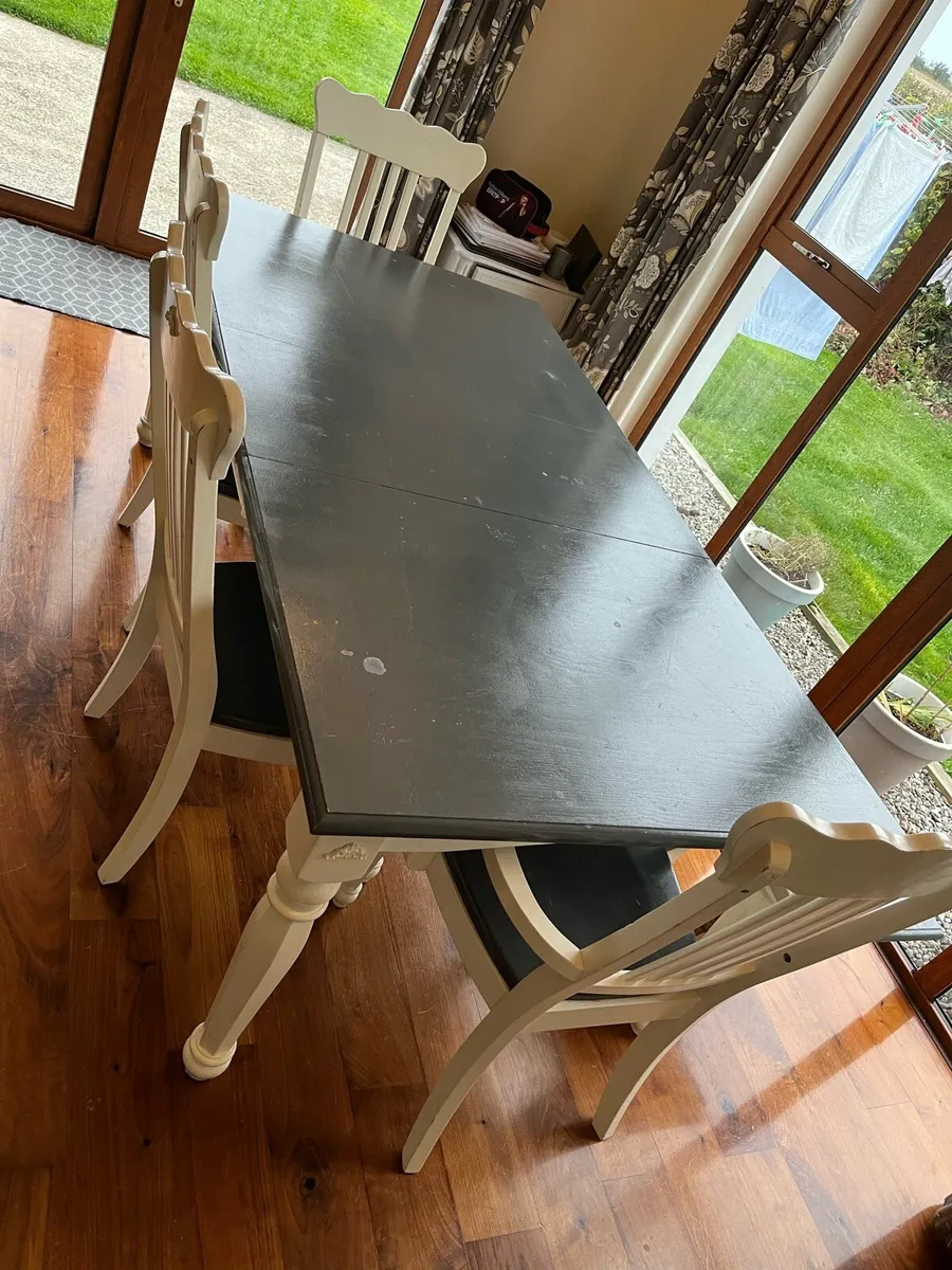 Dining table, chairs and bench seat - Image 1