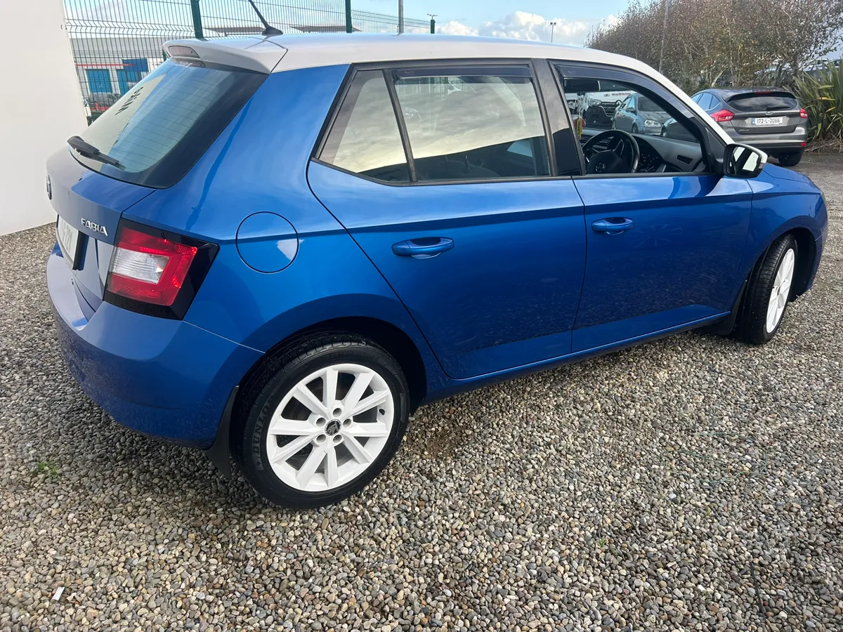 Skoda Fabia  Petrol - Image 4