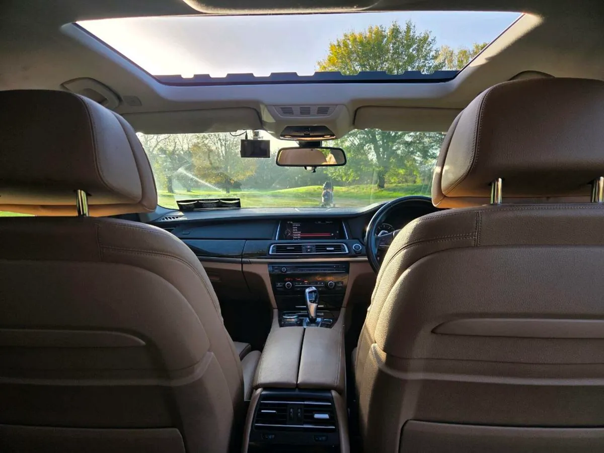 2015 BMW 740I  NEW NCT - Image 3