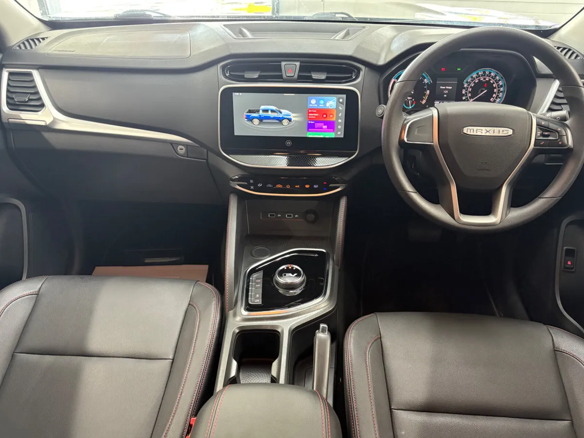 2023 Maxus T90EV Crewcab Pick up - Image 3