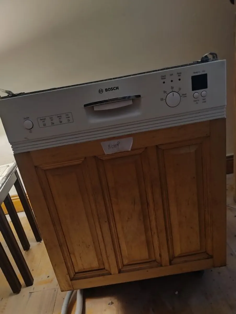 Dishwasher - Image 1