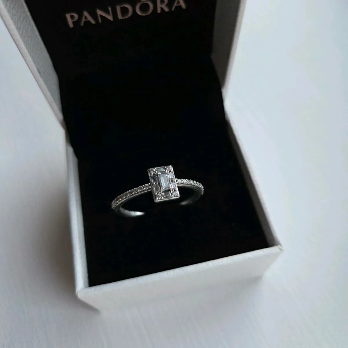 Pandora  luminous ice ring size 60 - Image 1