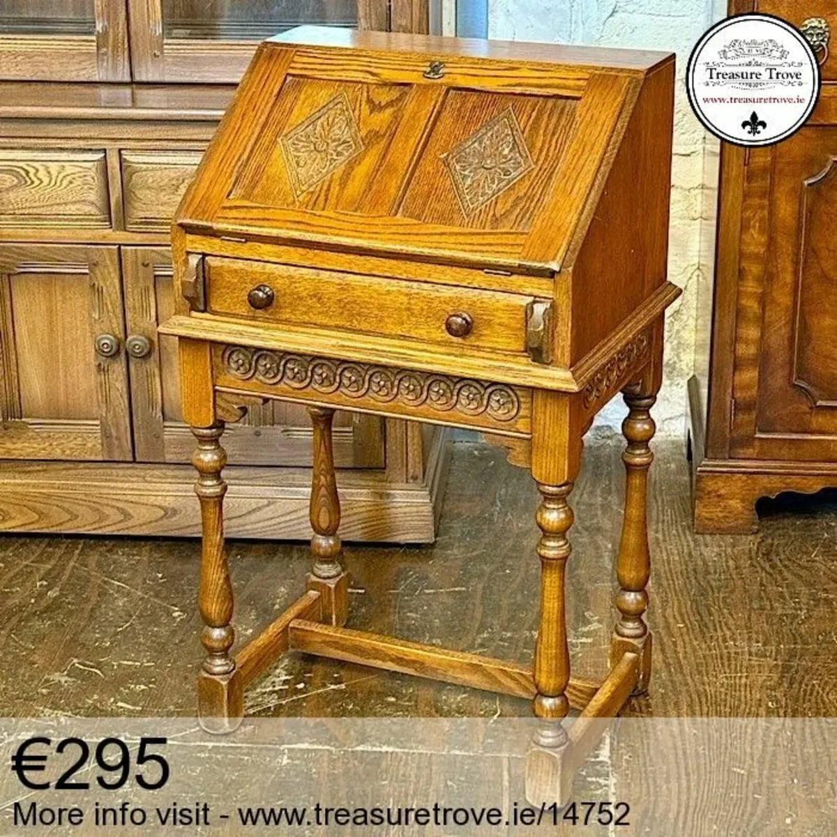 Small vintage and antique writing bureau and desk - Image 1