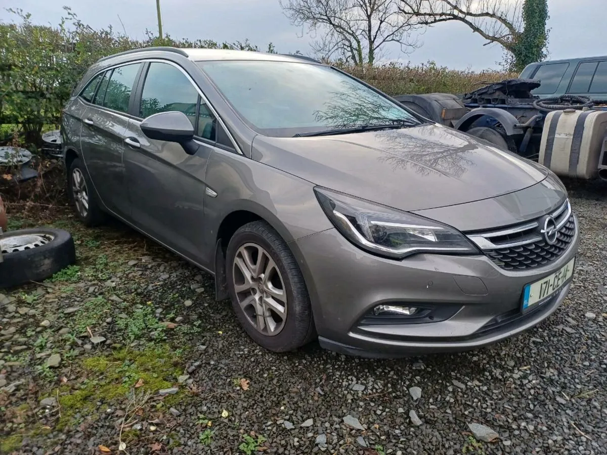 Opel Astra Estate CDTI. Timing chain repair needed - Image 2