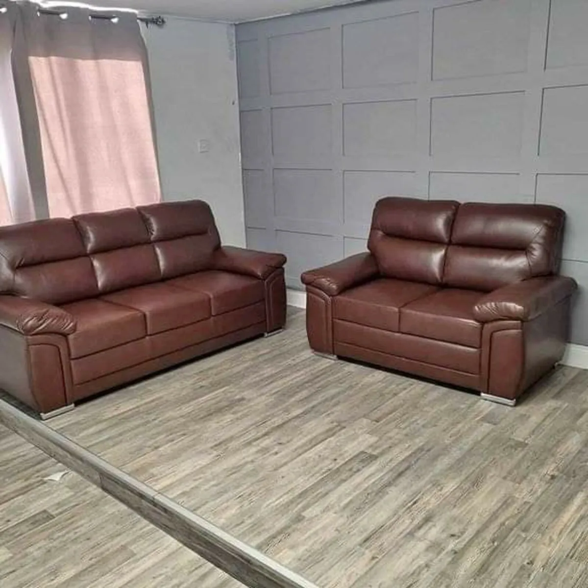 "Brown 3/2 Leather Recliner Sofa With console" - Image 4