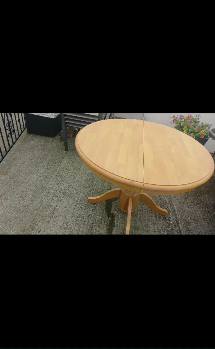 Kitchen table - Image 3