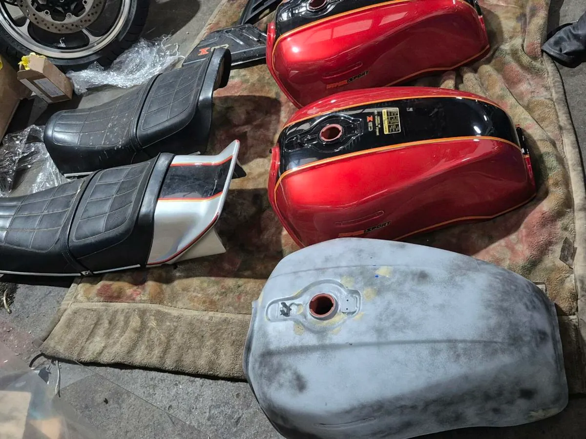 All selection of cbx 1000 parts - Image 2