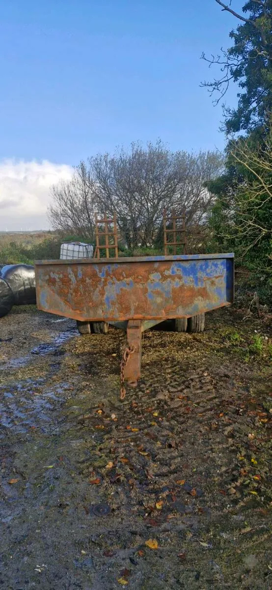 Low loader - Image 3