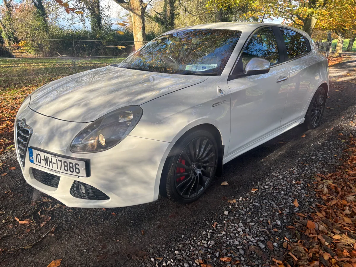 Alfa Romeo Giulietta 1750 Cloverleaf 290bhp - Image 2