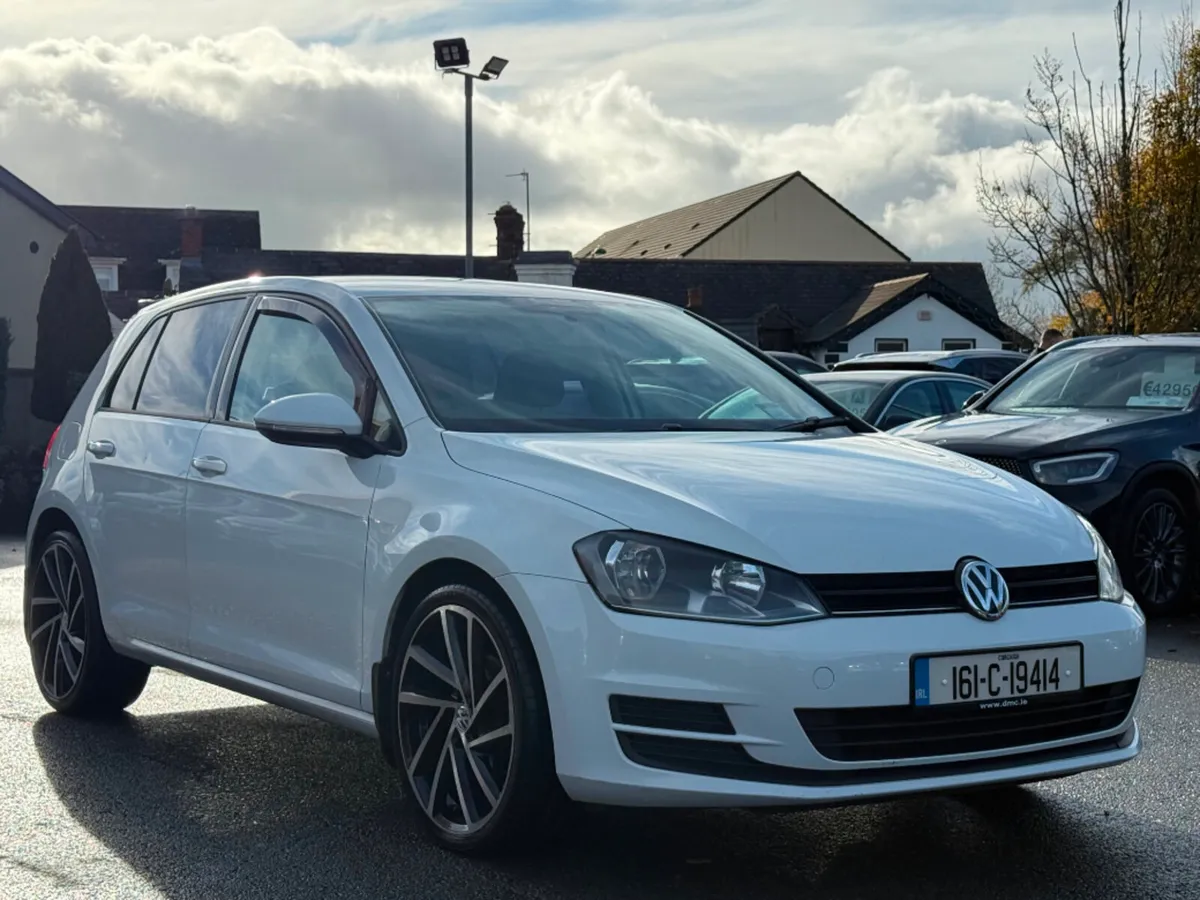 Volkswagen Golf 1.6 TDI S BMT 110BHP 5DR *UPGRADE - Image 3