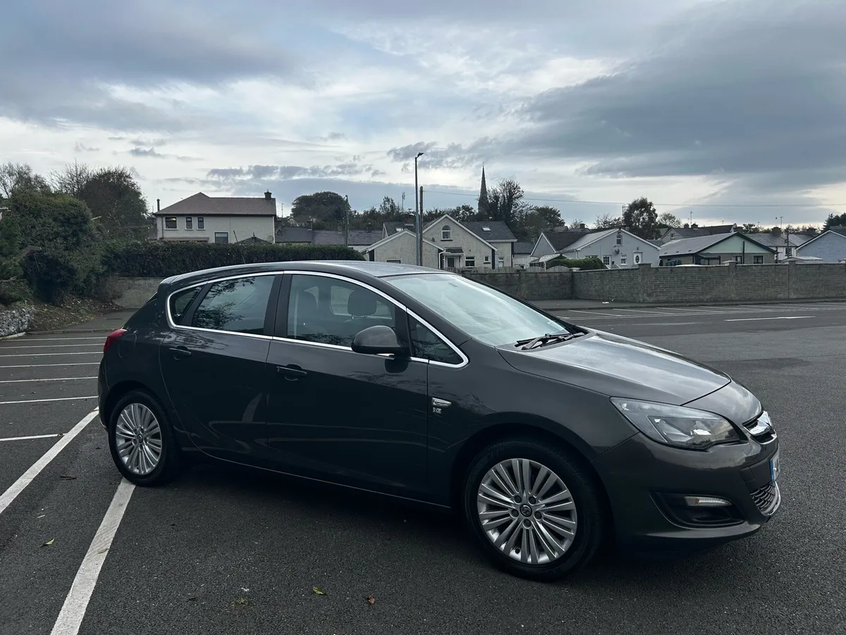 141 Vauxhall Astra 1.7 Diesel Tax And Test MintCar - Image 2