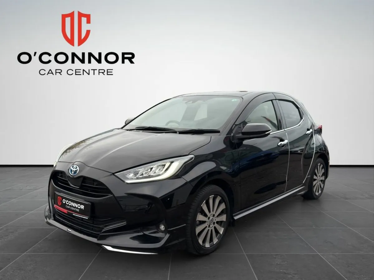 Toyota Yaris 1.5 - Image 1