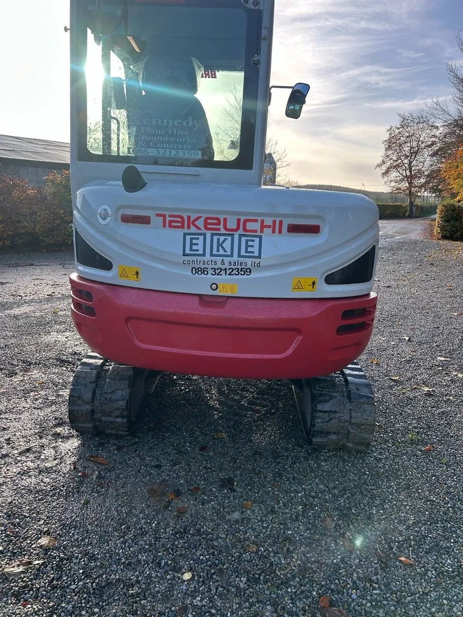 Takeuchi Tb240 - Image 4