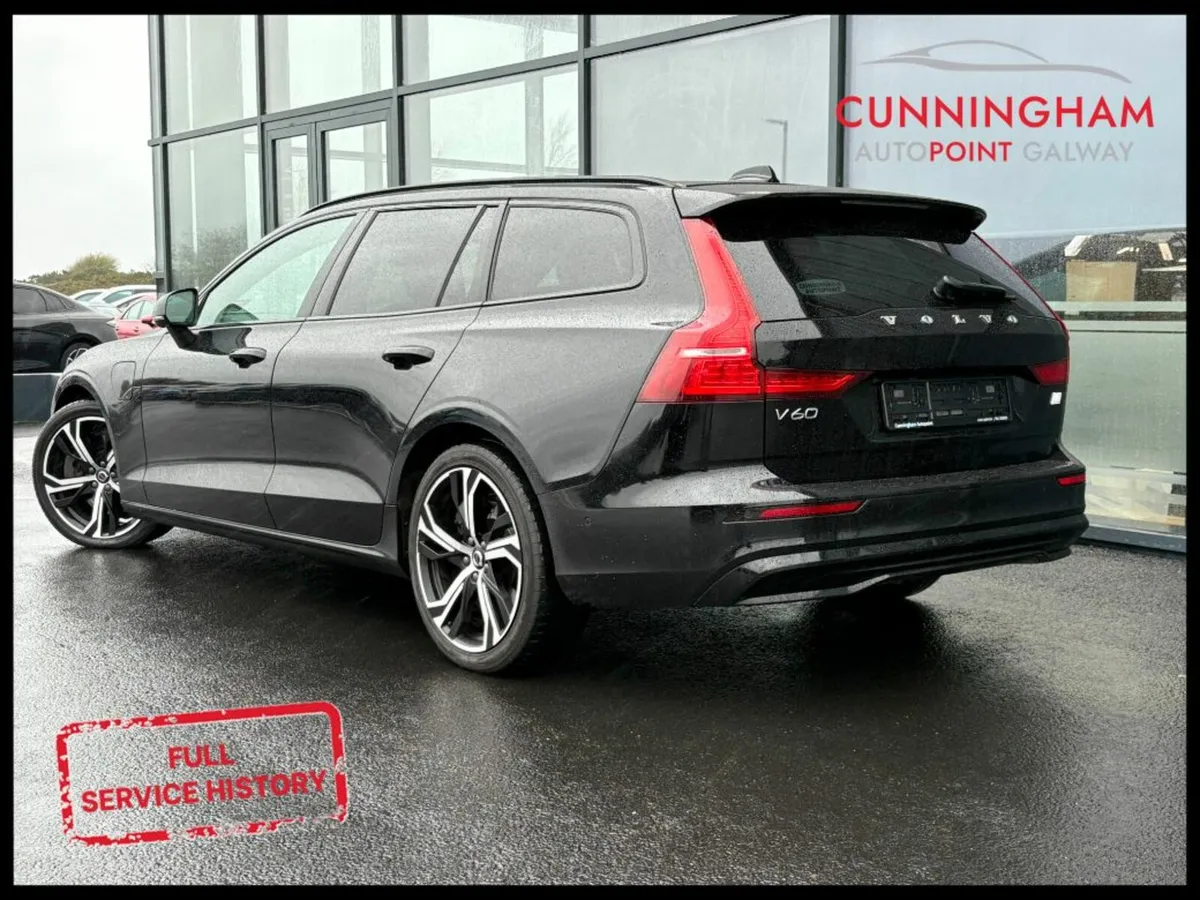 Volvo V60 T6 ULTIMATE AWD PHEV - Image 2