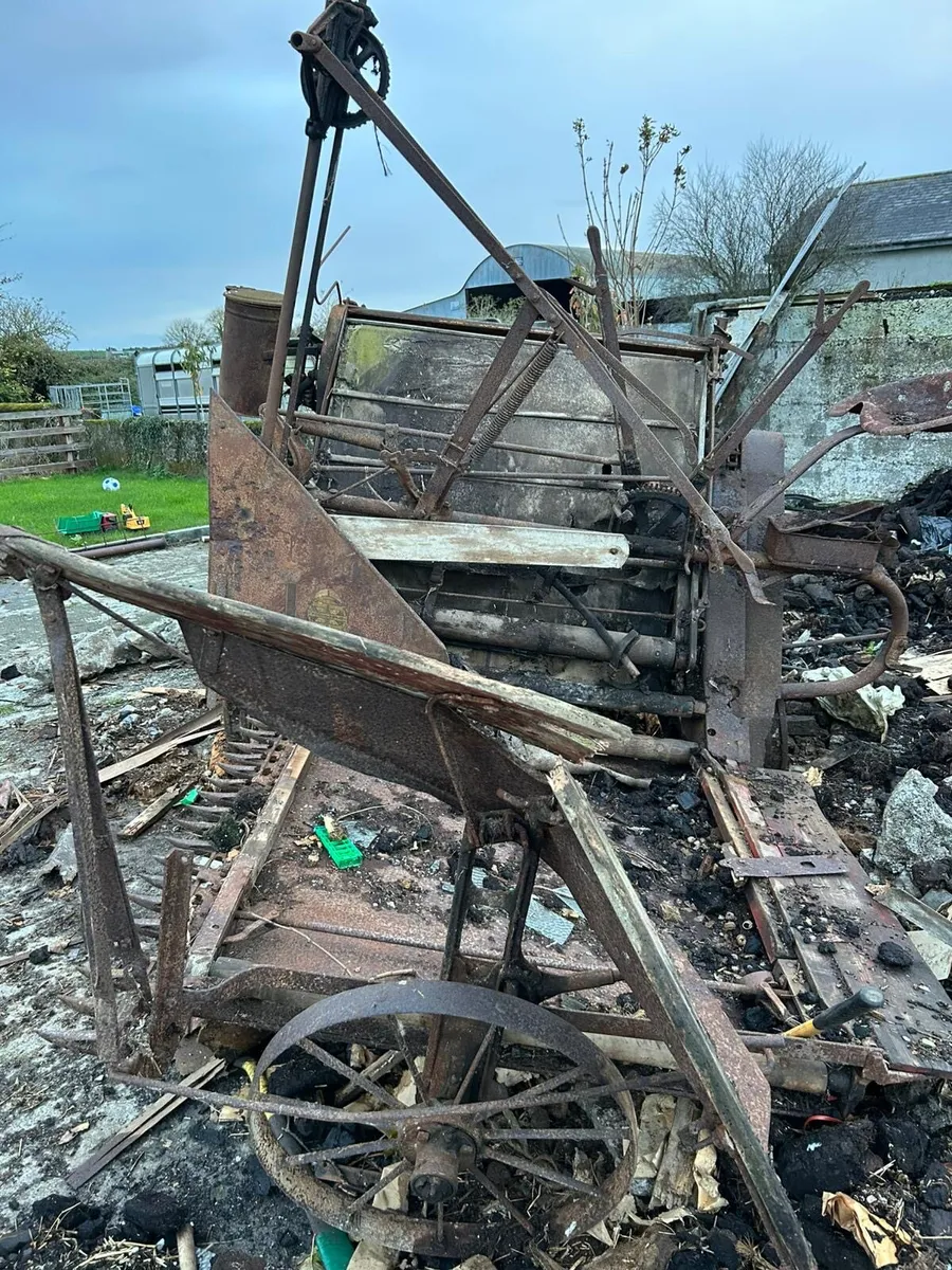 Vintage binder - Image 1