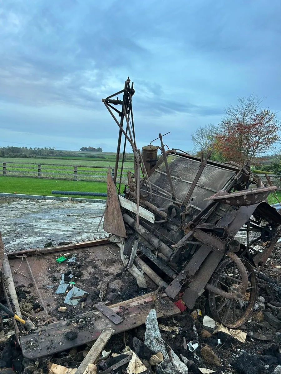 Vintage binder - Image 4