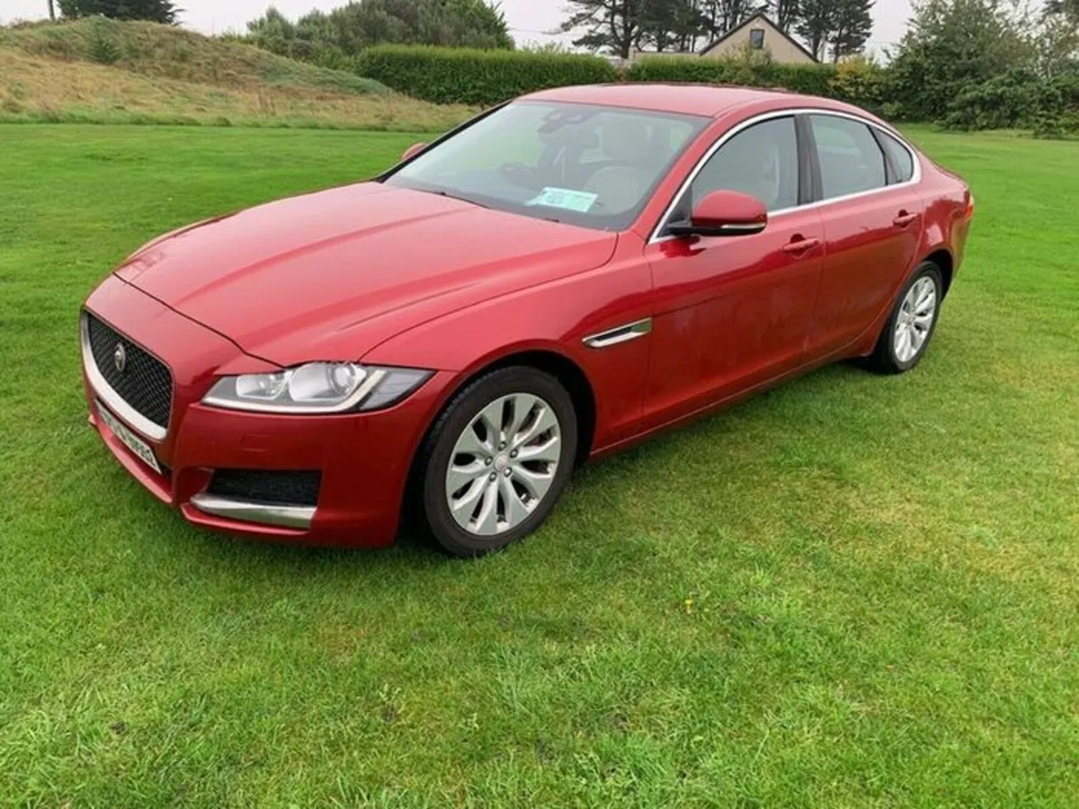 Jaguar XF 2017 - Image 2