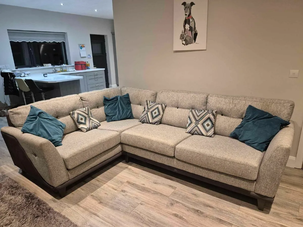 Oatmeal /beige Corner unit - Image 1