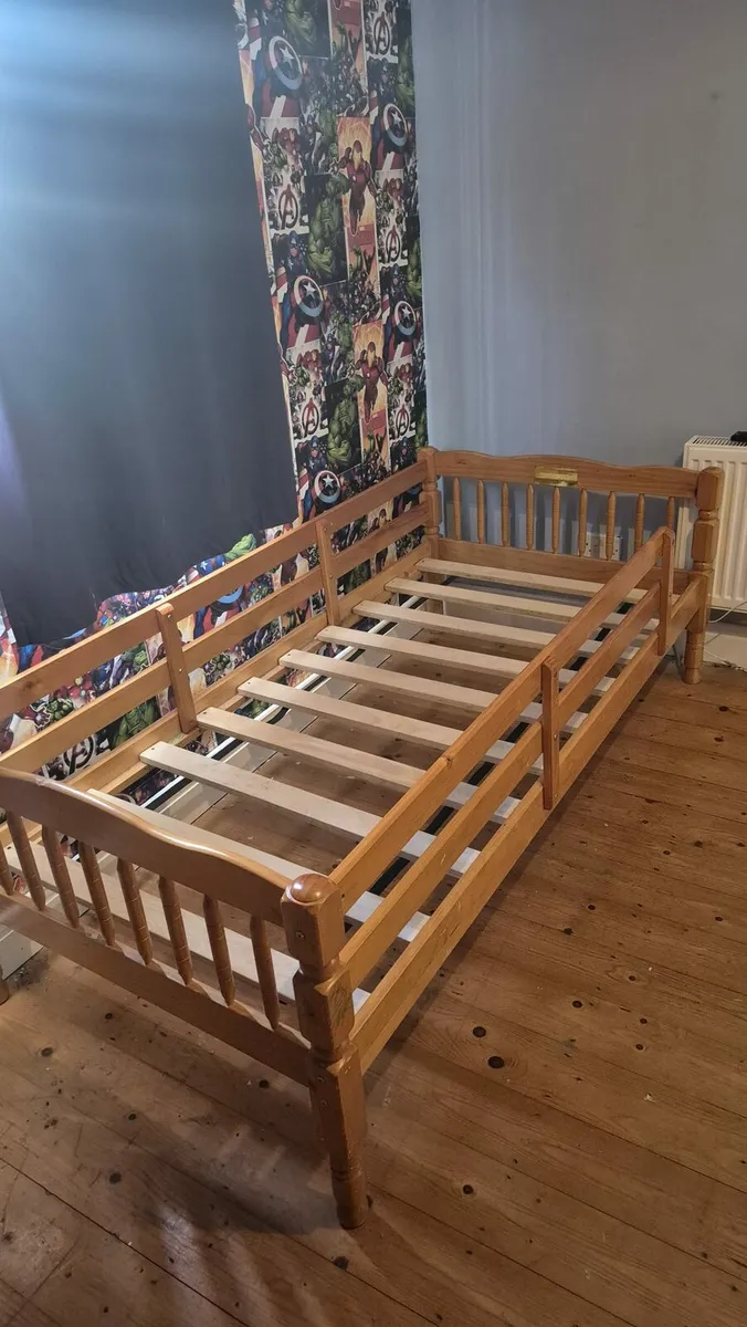 Beds desk drawers - Image 1