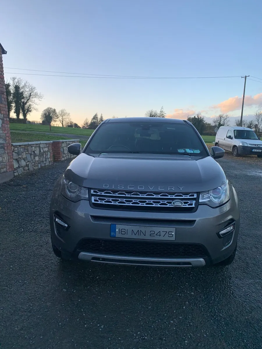 Land Rover Discovery Sport 2016 - Image 1