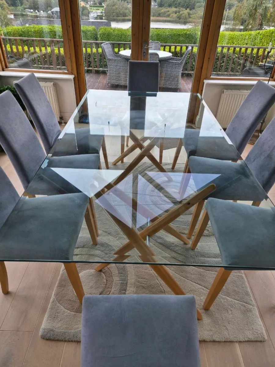 Ligne Roset Dinning Table and 8 Chairs - Image 2