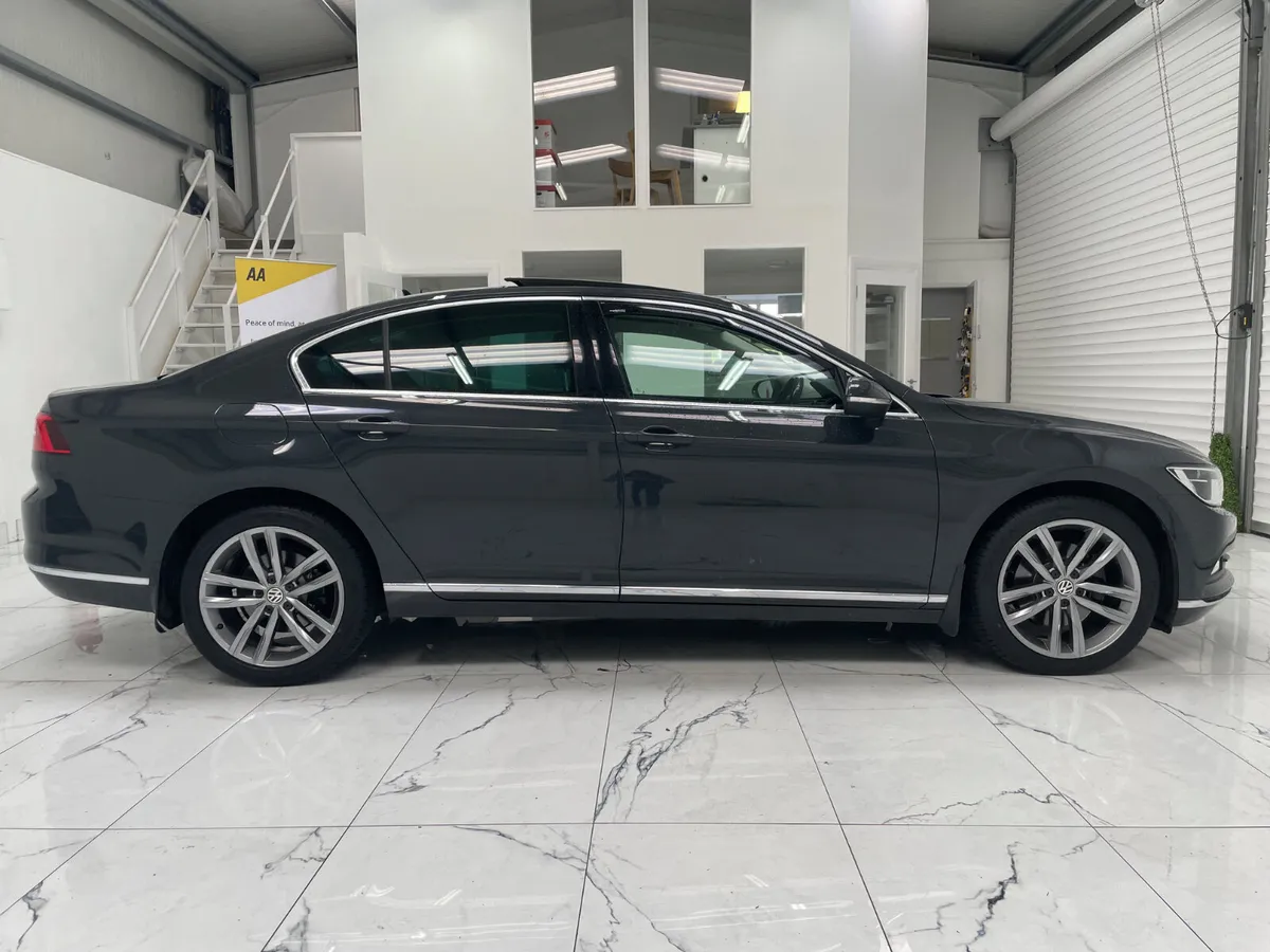 Volkswagen Passat 2018 - Image 3