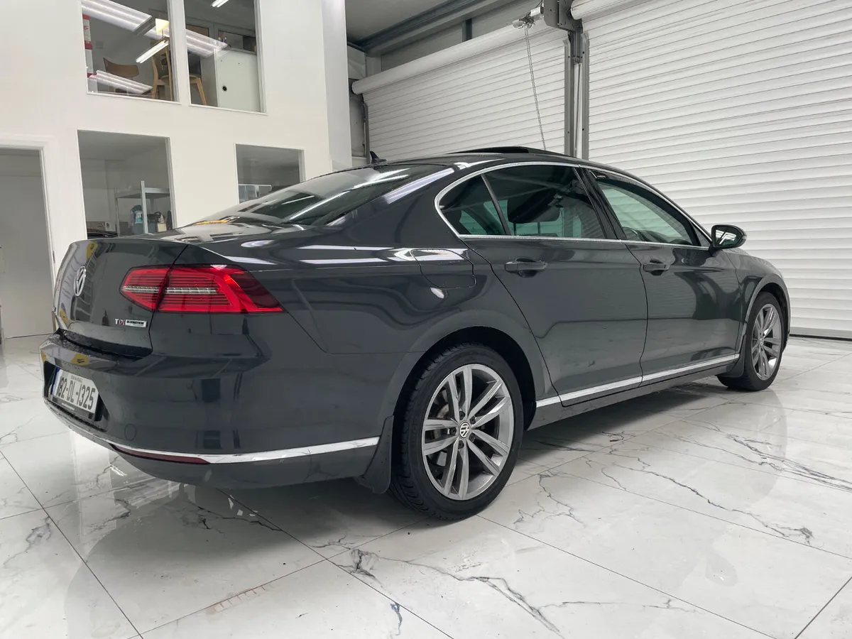 Volkswagen Passat 2018 - Image 4