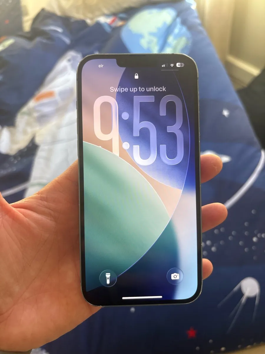 iPhone 14 Plus sim free 128GB with box - Image 2