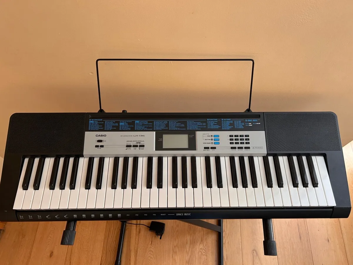 Casio LK 136 Portable Keylighting Keyboard & stand - Image 2