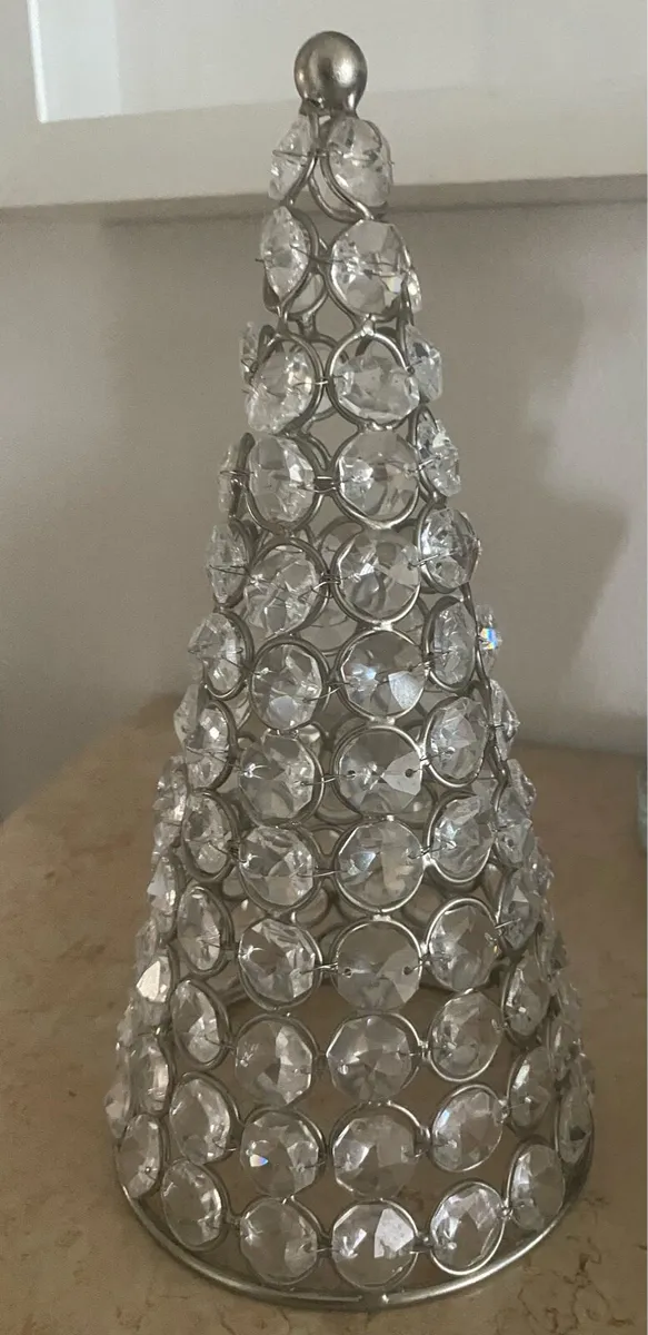 Crystal Christmas Tree Display - Image 3